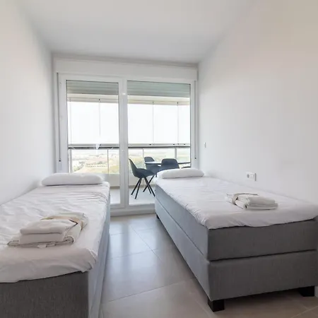 Moderno Con 2 Terrazas En Gran Canet By Global *
